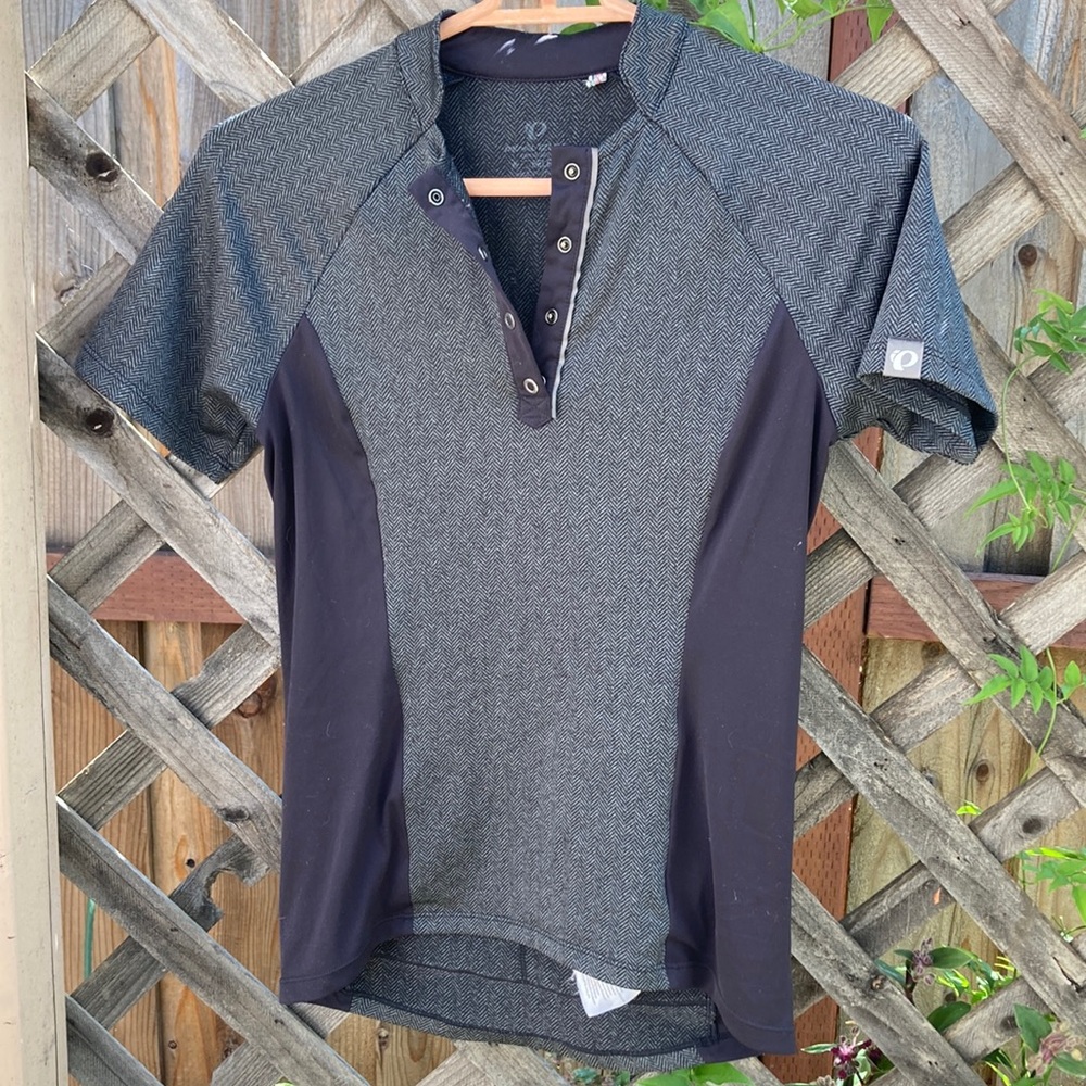 Pearl Izumi cycling jersey